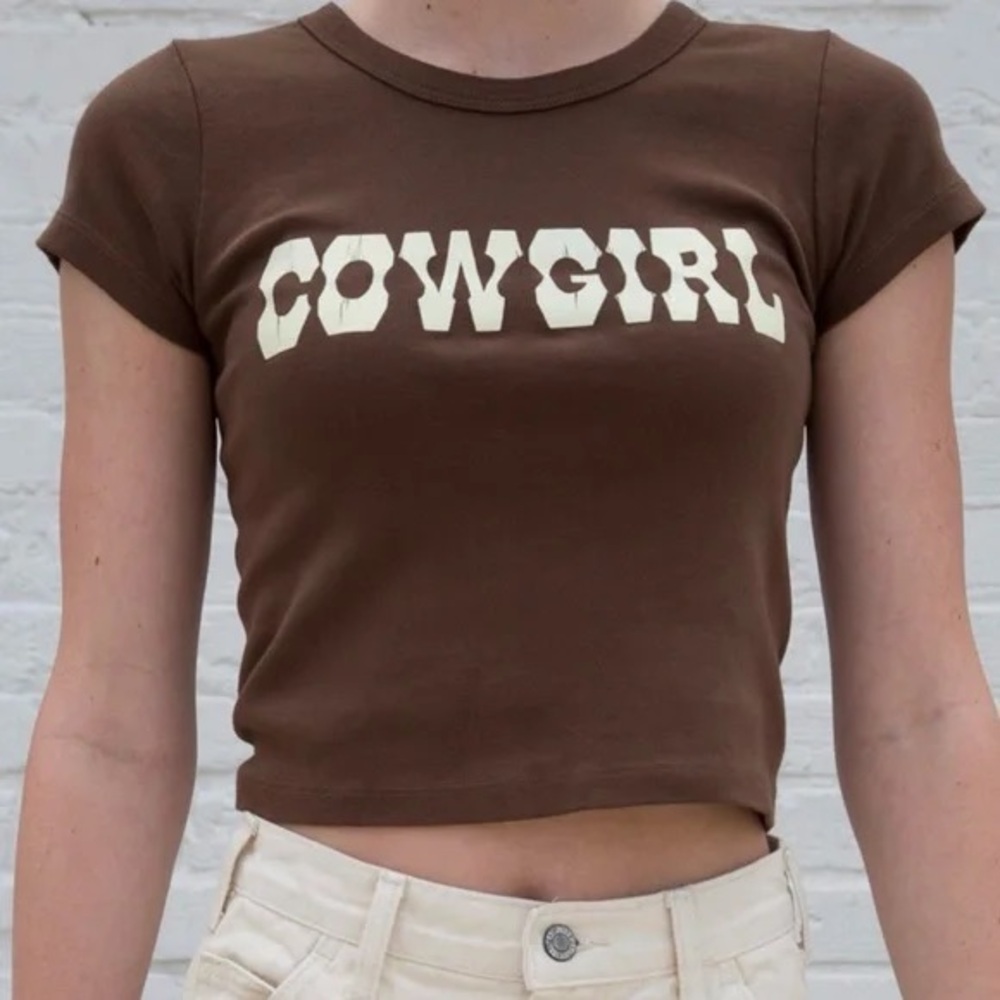 Brandy Melville Ashlyn Cowgirl Top 🤎
